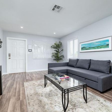 The Palms At Middle River Terrace 1 فورت لودرديل المظهر الخارجي الصورة